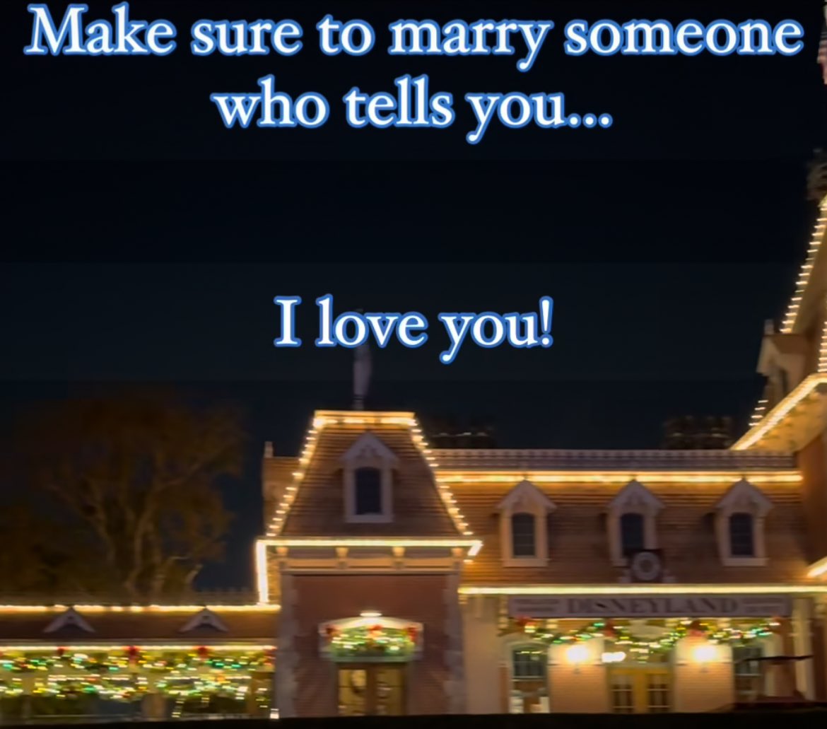 disneytipsguy's tweet photo. Saw this on IG.

Three keys to successful marriage! 😂 https://t.co/rLjcNhit7n