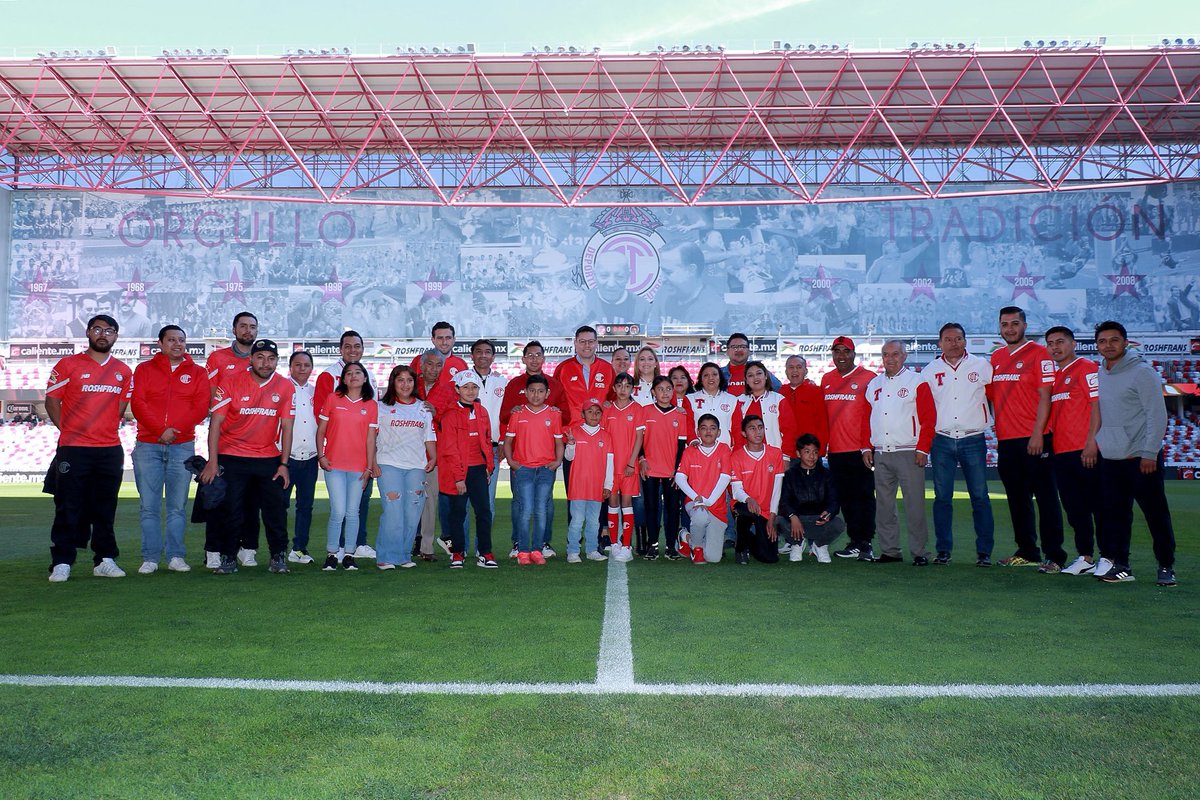 TolucaFC's tweet photo. 👏🏻🤩| 𝘕𝘶𝘦𝘷𝘰 𝘪𝘯𝘵𝘦𝘨𝘳𝘢𝘯𝘵𝘦 

San Mateo Atenco se unió a la Red de Escuelas Diablos. ¡Bienvenidos!

#NuestroViaje | #TuMismaSangre https://t.co/nu8DPMt70m