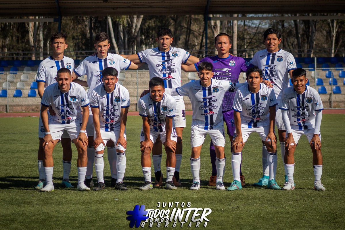 fcinterqro's tweet photo. 𝑮𝑹𝑨𝑵 𝑽𝑰𝑪𝑻𝑶𝑹𝑰𝑨 😎
📸Galería de nuestra Jornada 21 de la @LigaTDP contra #estudiantes de #queretaro🔵⚫️
#TodosSomosInter #TodosSomosQueretaro https://t.co/PHcRMCis8v