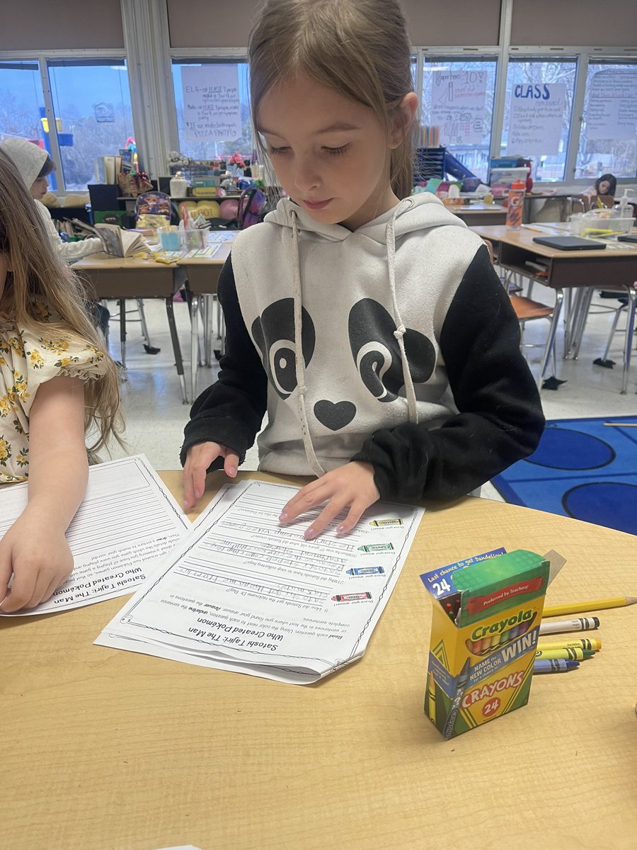 julharr_'s tweet photo. I’m so proud of these #SharpSecondGraders for their hard work! We needed some more practice with finding the evidence in an informational text, and these ladies rocked it out during small group time!❤️ @WBESbears https://t.co/N7Mn05LukW