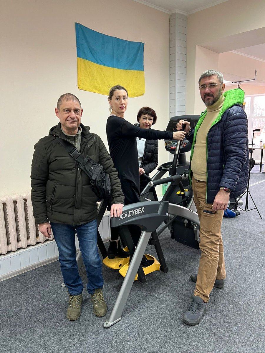 defendukraini's tweet photo. 2/13/2024 Kyiv Ukraine 🇺🇦 

A modern Cybex simulator was handed over to the state medical and social center for war veterans, Boryspil district

Less than 2 months after our container 9 #ProjectTatyana left Vancouver 🇨🇦 

Hope it helps rehab hundreds of heroes

#ProjectInvictus https://t.co/4NJEW3V0oH