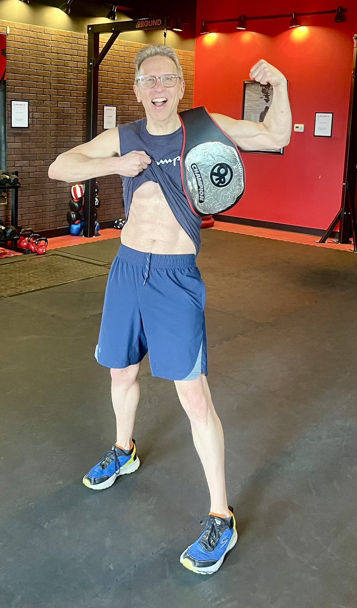 askrsb's tweet photo. After winning the Challenge of the Week during my 58th birthday week celebration, Super Don says I should retire and try something else. Thanks to #cardiomiracle #sovereigncopper #echoh2owater NF #supercreatine #9round you can rock the health world, too! https://t.co/JEfcGiCqpx