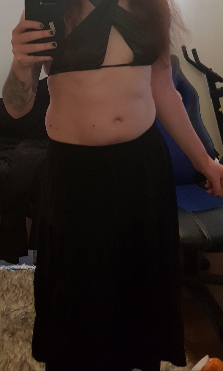 BadRavenStudios's tweet photo. @Ranting_Trans Yup.  Totes didn't work.  Not at all (ignore the 43" hips) https://t.co/BzkPU8bGs3