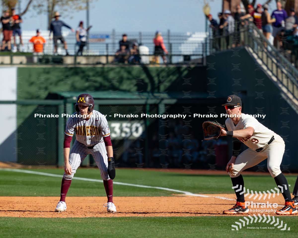 phrakephoto's tweet photo. Tristan Ellis (13) Pinch runner R-Fr. Minnesota Gophers @tristanellis018 #gophernation
@GopherBaseball
#Gophers #mngophers #gopherbaseball https://t.co/GIdepC5D1j