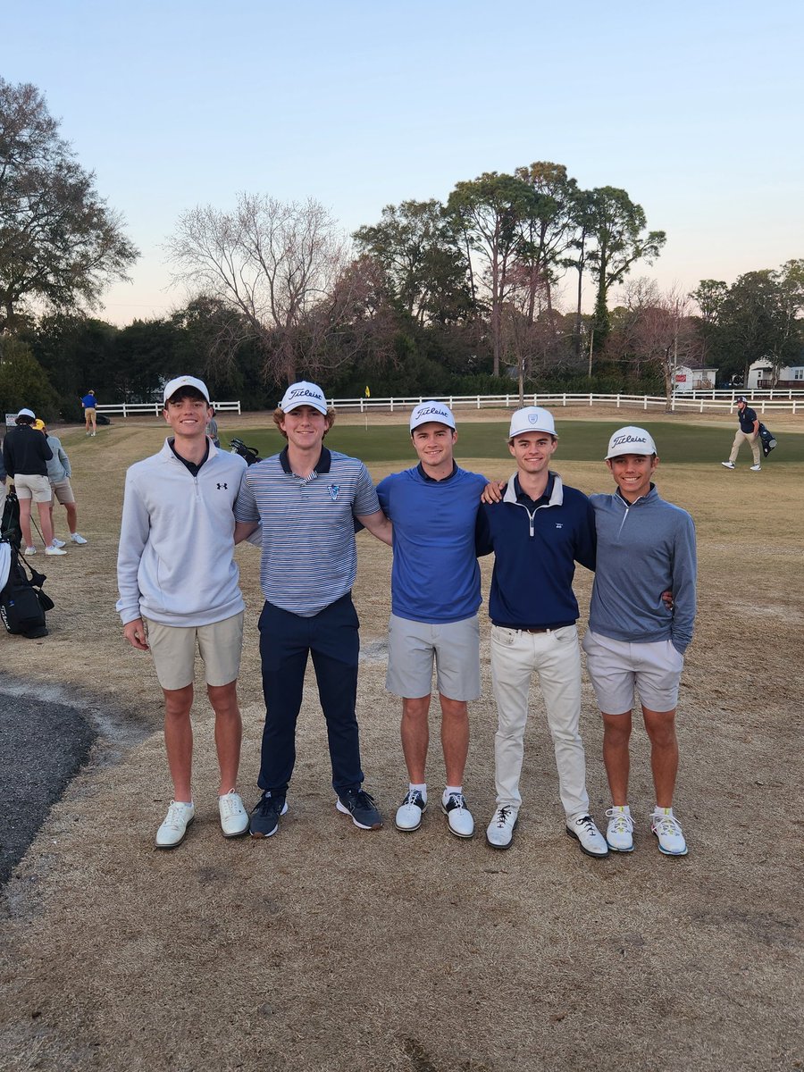 Maddux Cook(center) with a 67 today to earn medalist honors and lead Hoggard Golf to opening day sub 300 total! Great Starr to new season! <a href="/HoggardSports/">Hoggard Sports</a> <a href="/HoggardABC/">Hoggard Athletic Booster Club</a>
