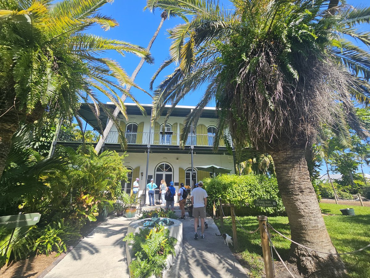 alanbrine's tweet photo. Visit to Hemingway's House in the Keys.... https://t.co/dLQHPj65qE
