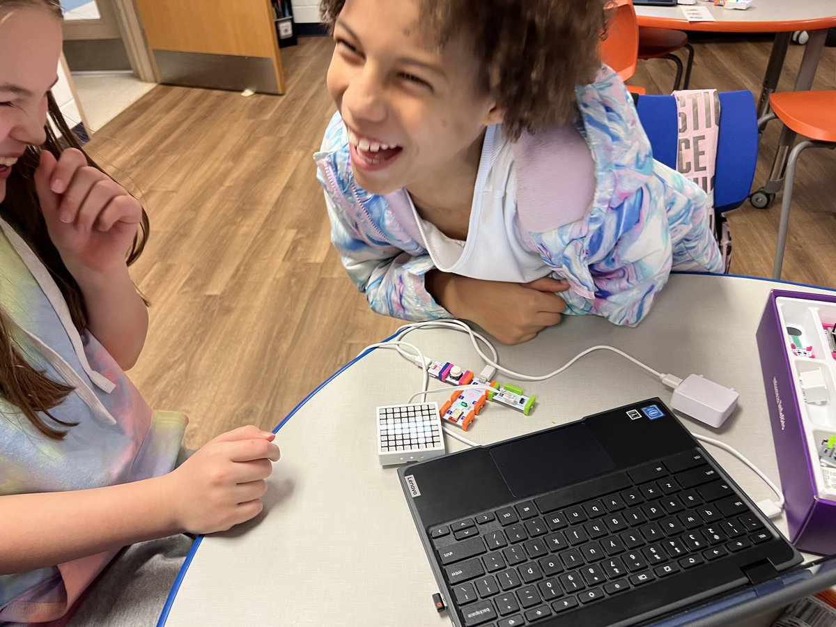 MylanPatriots's tweet image. 💜💻 Recently our @GirlsWhoCode Club wrapped up their 6th season here at The Park! Over 13 weeks, girls built a coding sisterhood, learned about persistence and frustration and worked to code some super cool tech!#mylanpatriots #CS4WV #girlswhocode 

@Monongalia_Co 
@WVEducation