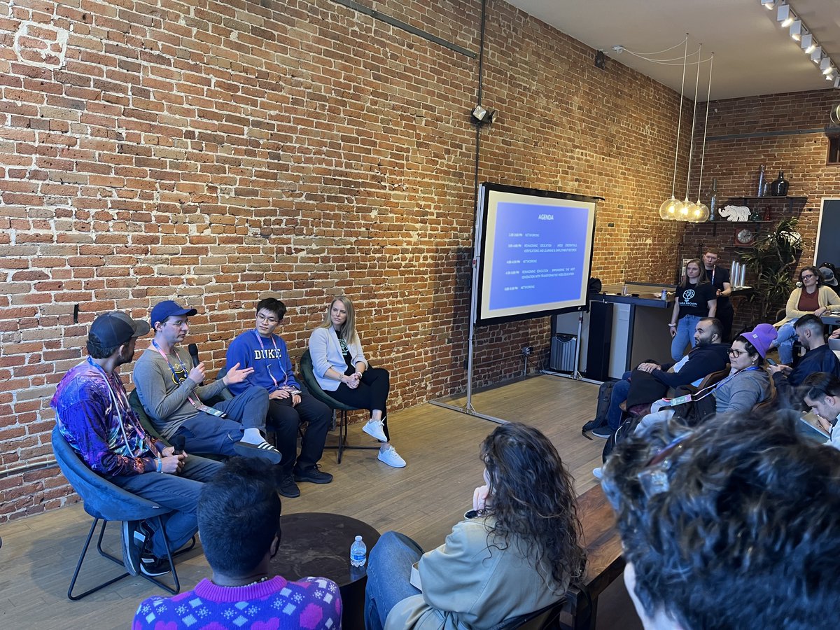 layeredxyz's tweet image. Still in awe from yesterday's Reimagining Education with Web3 session

Thanks @taykendesign for moderating an incredible first panel on leveraging web3 for credentials with @DuncanMcCox, @mikelxc, and Principal Laura Burke from @CBEA_K8

And @mkbuckets for moderating our second…