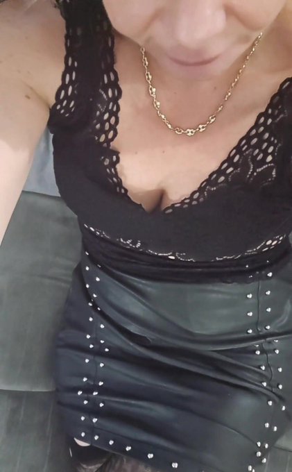 💯New video out now! 🆕  💖MILF with Sexy Leather Skirt - Short Video💖 [1080p]  👉 https://t.co/Iv9AvIblFh<a href="/tag/skirt"class="tags"><span>#skirt</span></a><a href="/tag/milf"class="tags"><span>#milf</span></a>