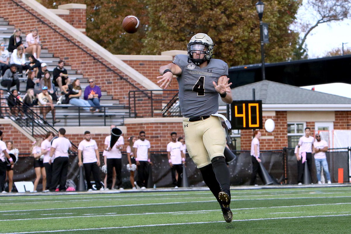 God is Great Today, Tomorrow, and Forever! After a great conversation with <a href="/stugfb/">Jed Stugart</a> I am very blessed to have received my first Division-1 offer to <a href="/LindenwoodFB/">Lindenwood Football</a> !!! <a href="/CoachLawsonLU/">Lane Lawson</a> @WeAreVR_FB <a href="/TeamFullGorilla/">Team Full Gorilla</a> @CoachDooleyVR <a href="/Tony_Chase_6/">Tony Chase</a> <a href="/CoachThomas04/">Coach Thomas</a> <a href="/whizzle_bizzle/">bryan wails</a>