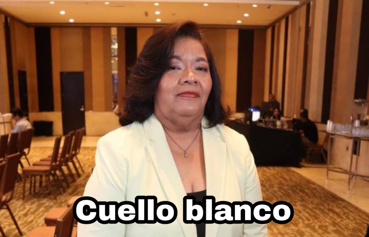 ElGallinazo's tweet photo. Nadie:

Maribel Gordón cada 5 segundos: https://t.co/Oxa9gFi3DP