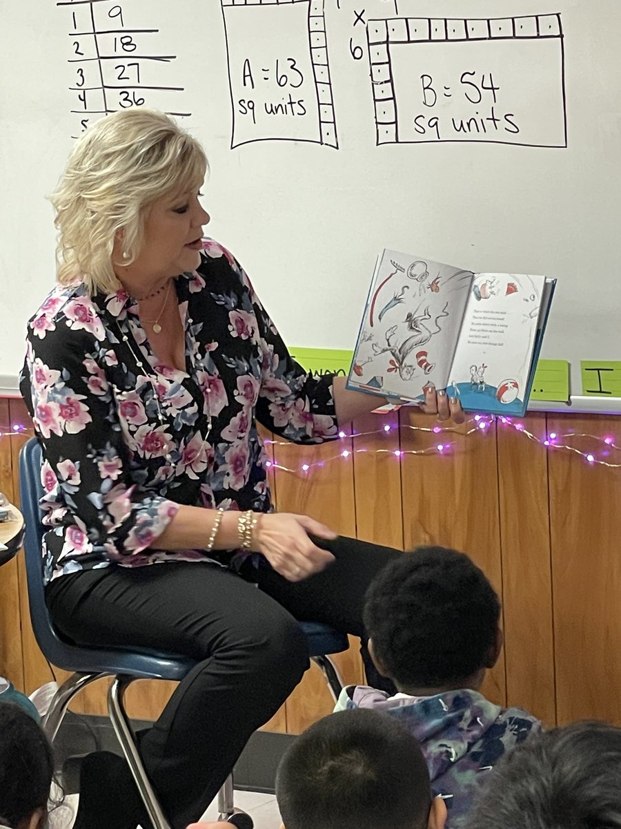 I’m not sure how my class got so lucky during this #ReadAcrossAmerica week to get Dr. Powell as our guest reader👏 📚These very excited third graders got to hear TWO books read by the Big Boss (their words) <a href="/FisherTigers/">Fisher Elementary</a> <a href="/pisdesela/">PISD Elementary Language Arts & Reading</a>