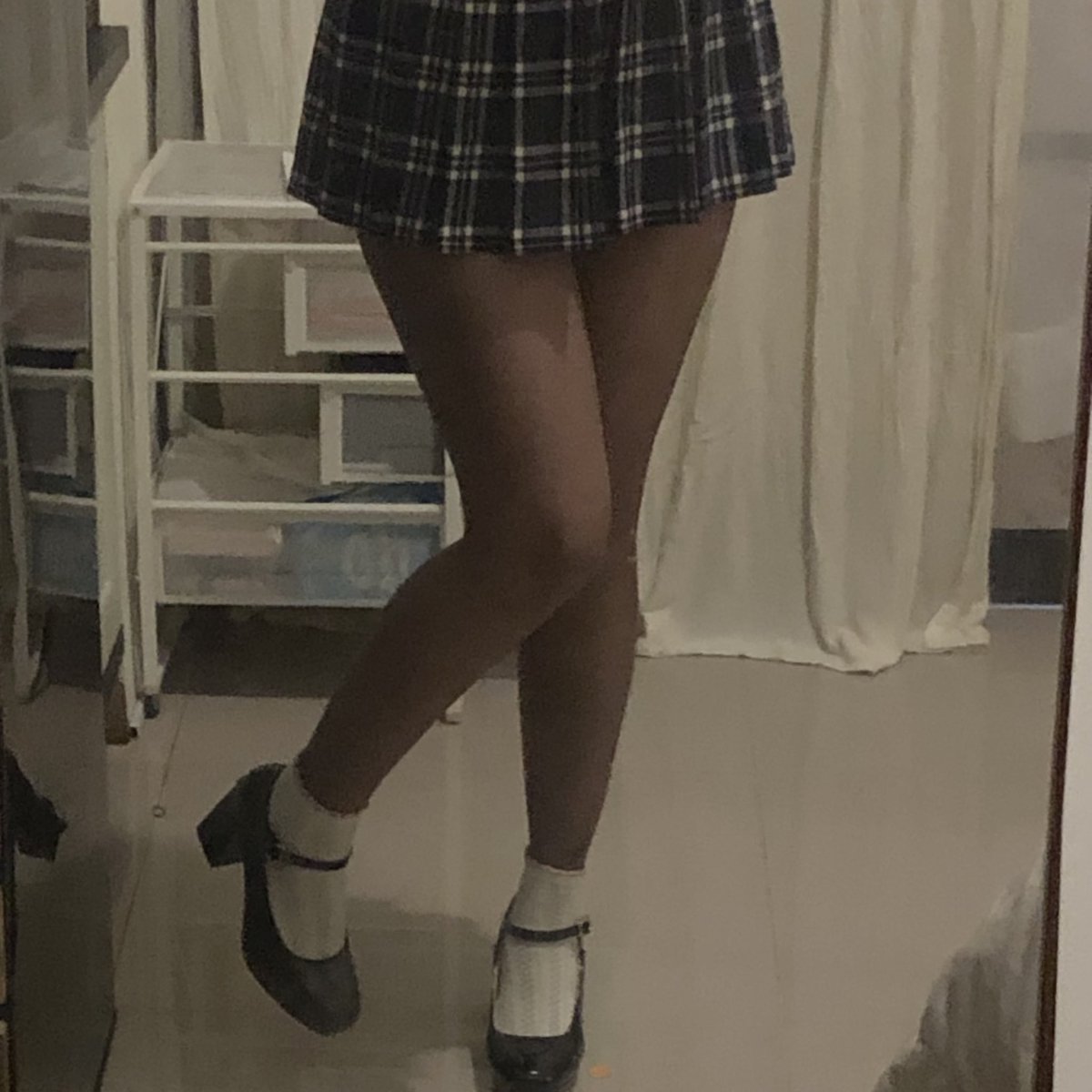puremorfin's tweet photo. back to school https://t.co/vyjIMQkY1G