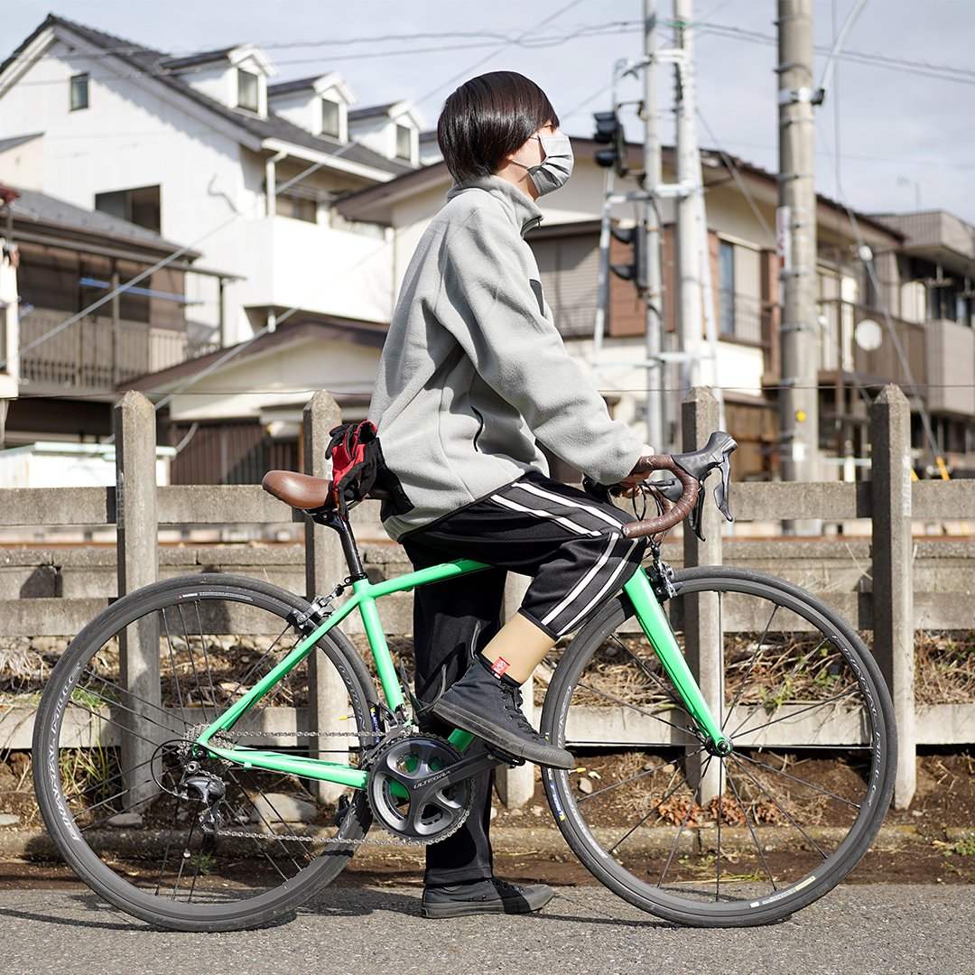 iriso_work's tweet photo. IRISO3pocketsフリース+IRISOアンクルバンド。より快適に、カジュアルに
ロードバイクに乗れる組み合わせ。
新商品のアンクルバンドは3色展開です!
#IRISO #3pocketst #サイクリングウェア #ロードバイク初心者 #ポタリング #ゆるポタ #ロードバイク #クロスバイク #アンクルバンド https://t.co/1WwP3rrvtv