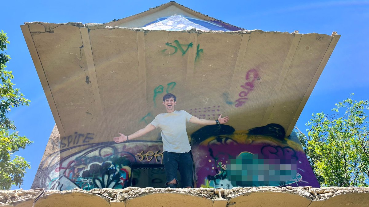 ethan_ens's tweet photo. Throwback to this epic adventure with my bro @Joshua_Ens in June of last year! We explored several abandoned buildings, including this 4-story pump house built in 1935! 

Watch the vlog here: https://t.co/qccDb2PlSQ https://t.co/9bvQ0izXv6