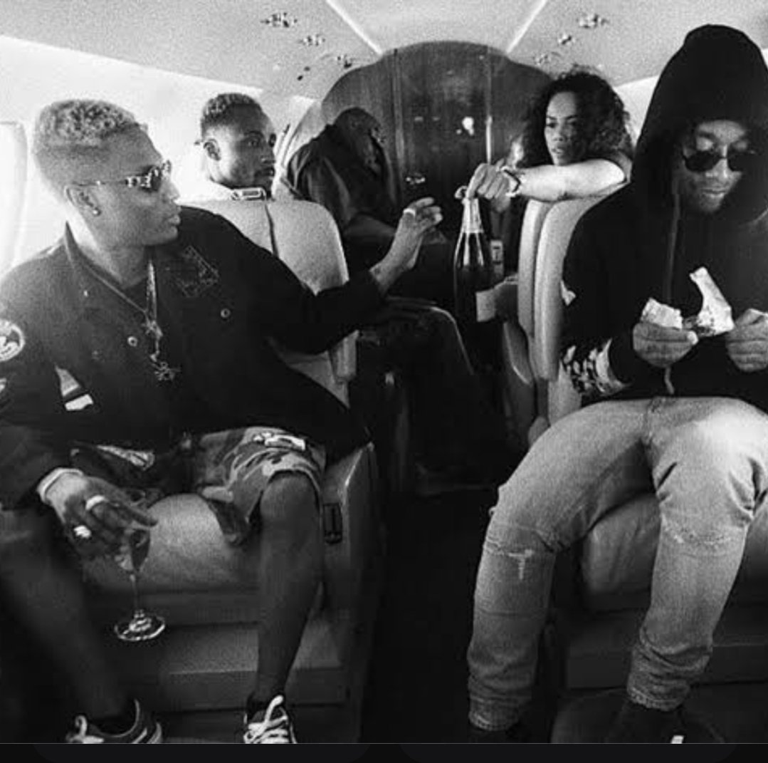 NannyRuth413751's tweet photo. @wizkidayo don dey doke @jada3_p for long ooooo popsy really love her oooo, even say aunty @TiwaSavage package, popsy still dump and trash her. https://t.co/DQOfkylauX
