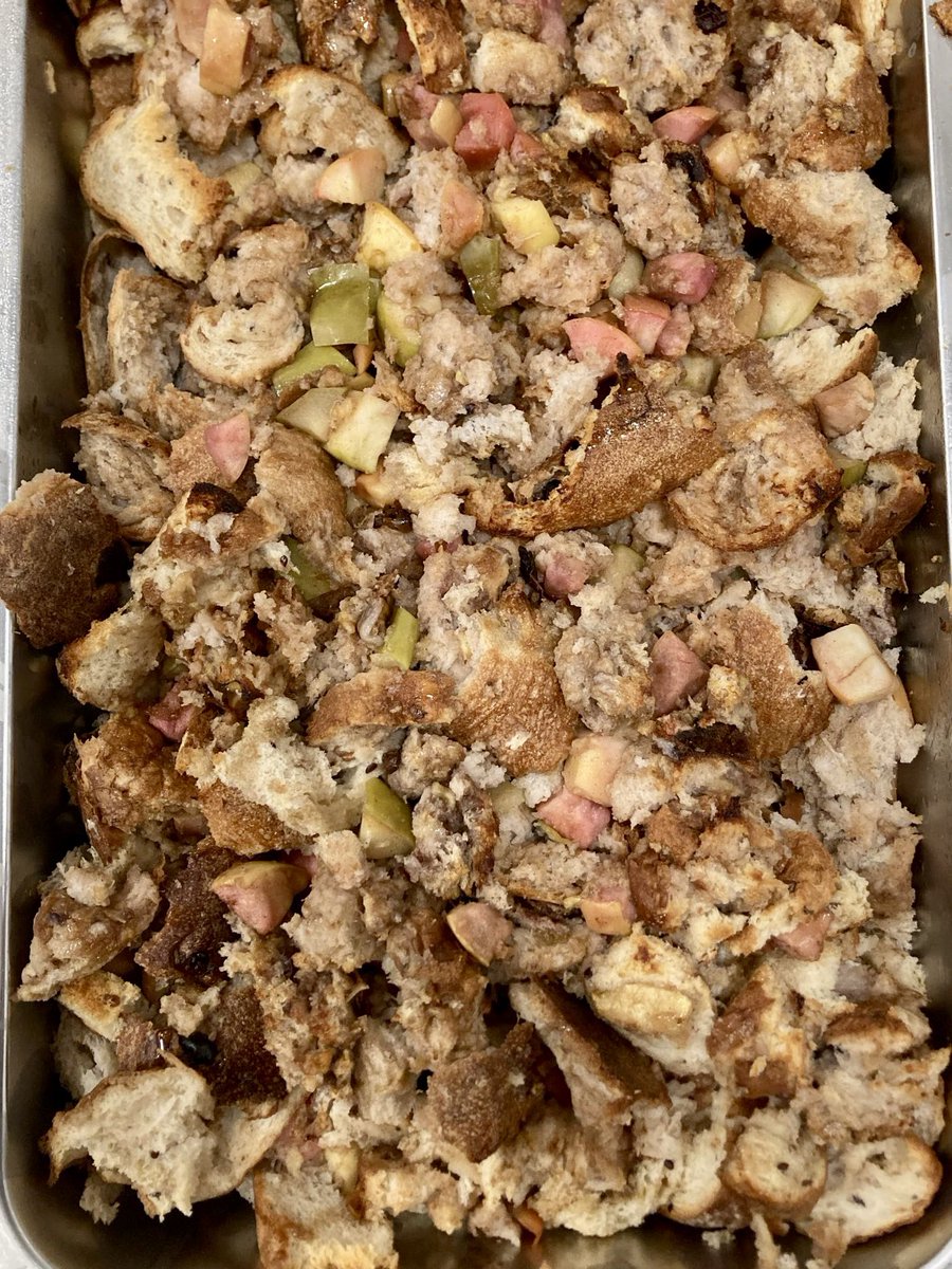 subvert_ud's tweet photo. Today we had spam fried rice 🍚, veggie pasta 🥦, roast kale 🥬, bread pudding 🍞, and coffee ☕️. Food &amp; supplies every Sunday 12:00-1:30 at U Heights (50th &amp; University)!

D0NATIONS (vmo subvert_ud) &amp; C0MRADES NEEDED (plz share)

#Seattle #SeattleMutualAid #MutualAid https://t.co/UKVlAMOAdw