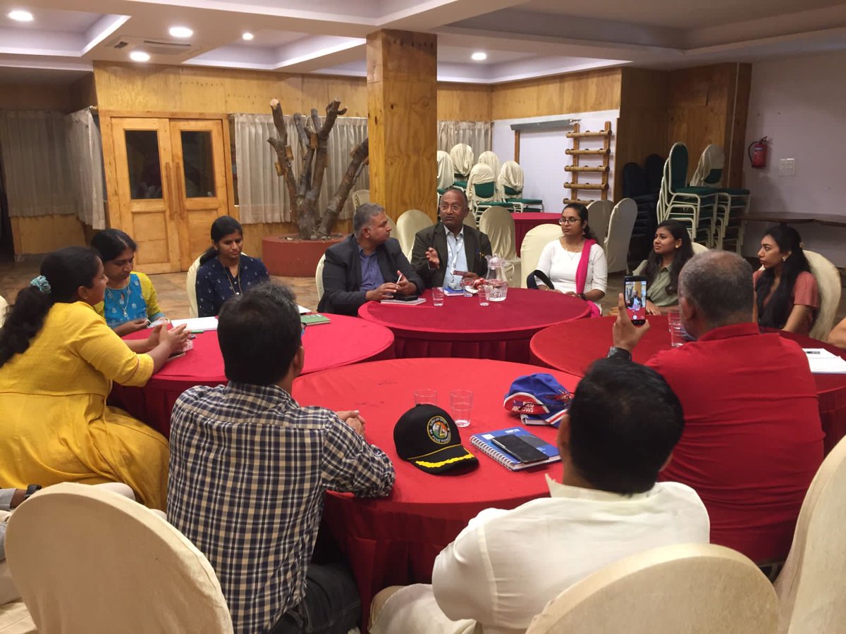 TAYS4Business's tweet photo. T4B Growth Chapter #Bangalore Round Table Business Meeting, Knowledge Sharing, Collaboration and leads share held on 24th Feb 2024 at Malleswaram #TheGreenPath #organic and #millets breakfast with local members and the guests
#Bengaluru #Startup #Marketing #community #ecosystem https://t.co/V89HQNHtJx