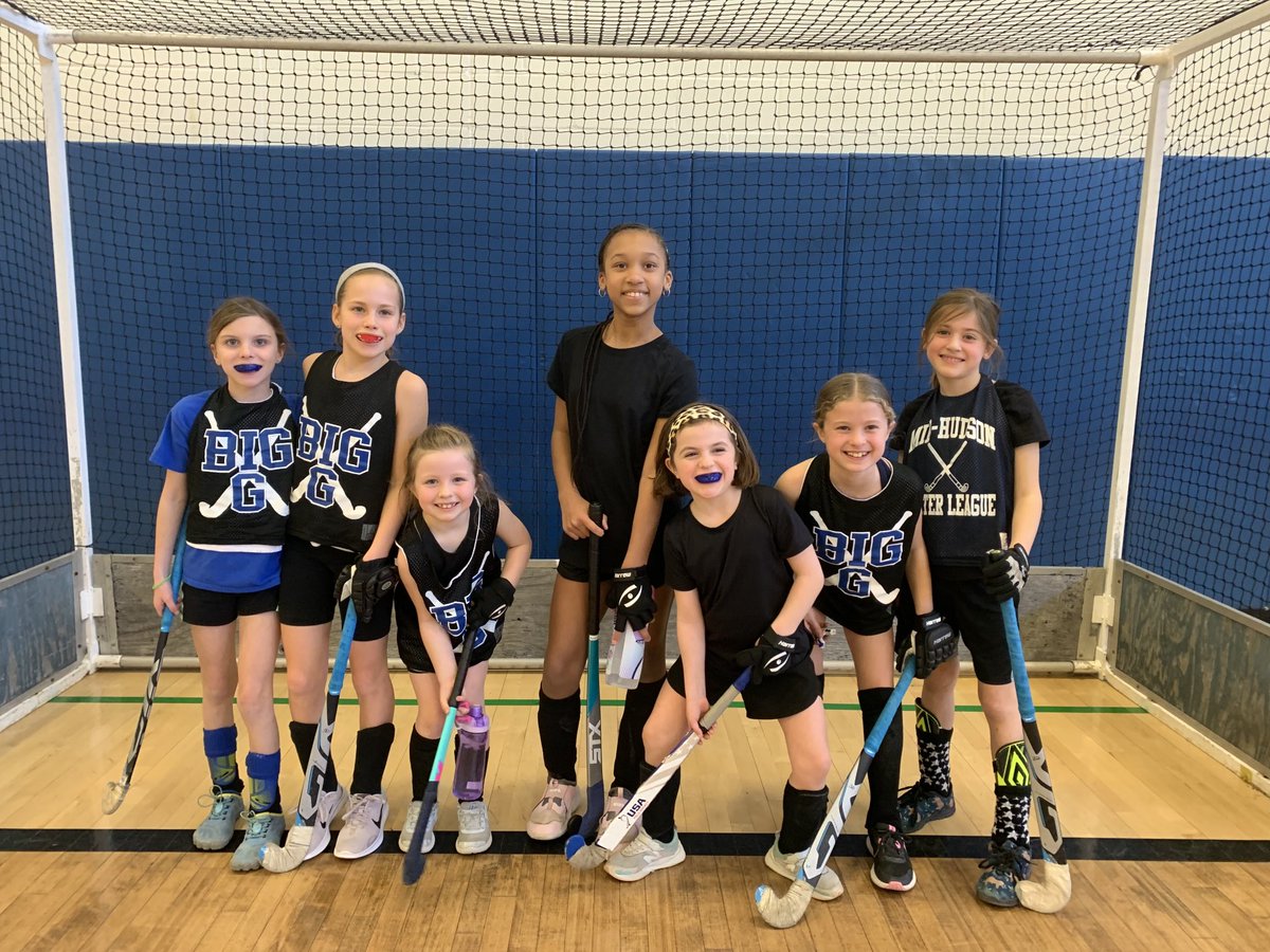 SimioneNanette's tweet photo. 6 teams; 1V, 1 JV, 2 Mod, 2 youth (grade 5/6, 2-4); 
30 games! Youth 5/6 - Champs; 
JV and Youth 2-4 came in 2nd; Varsity goes to a shootout in semis and the two mod teams played strong &amp; grew!
Thanks to the parents and older players for their help. 
#RVFH
#CreatingAculture https://t.co/LrJpXEXS3u