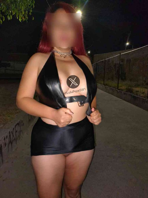 Volvimos a hacer sesiones callejeras!! Me puse un outfit para la motofiesta con el que me ve&iacute;a putisima<a href="/tag/iledelatentation"class="tags"><span>#iledelatentation</span></a>
