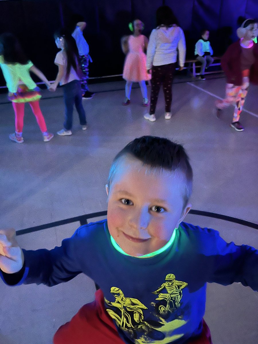 ColborneSchool's tweet image. A huge Cobra thank you to our School Council for organizing our CRAVE dance! We had so much fun!