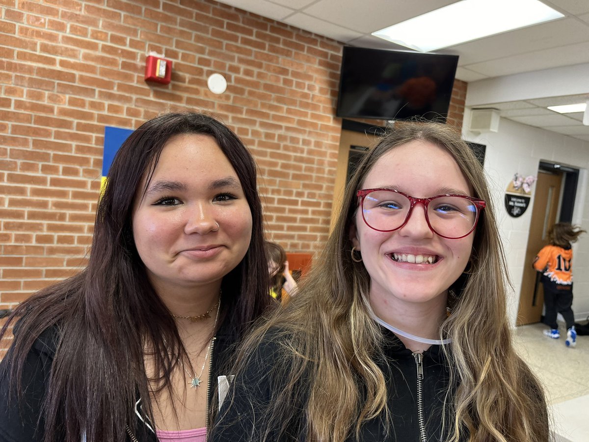 ColborneSchool's tweet image. A huge Cobra thank you to our School Council for organizing our CRAVE dance! We had so much fun!