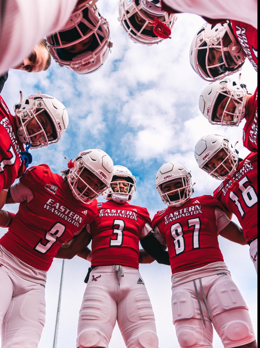 AlexPayne963's tweet photo. AG2G!After a great conversation with @CoachBestEWU I am proud to say I have been offered a D1 scholarship to play at Eastern Washington University!Thank you to @Coach_ESanders for helping me through this process!
@Coach_Hayashi  @KevinPuckettJr 
@CitrusFootball    @ant_arguello https://t.co/6dSr0GG32S