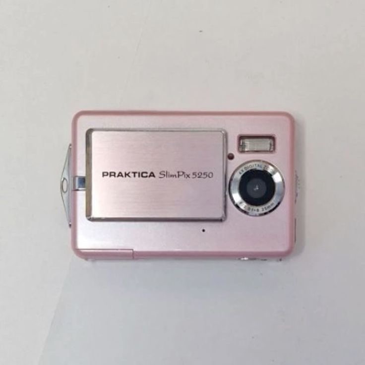 sakurafraise's tweet photo. pink 2000s tech is so cute https://t.co/mA1wwCYsd4