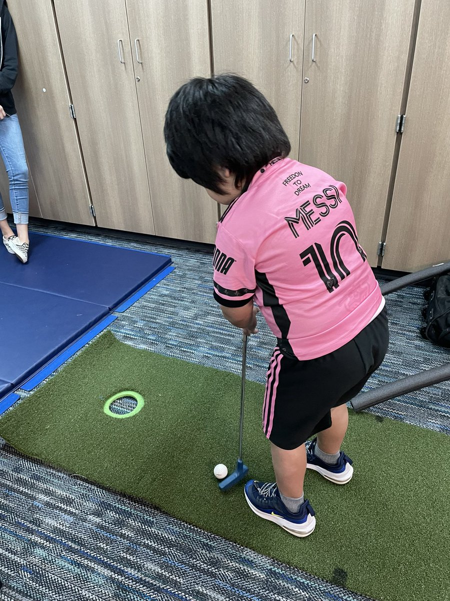 AmandaWatson237's tweet photo. Preparing for SUCCESS Golf with my favorite Tigers! This is one of the best events and I sincerely can’t wait to see their hard work pay off! We even witnessed our first classroom hole in one today! #TISDGOES #SUCCESSGolf  @TStudentsupport https://t.co/Fm4CGnlCkQ