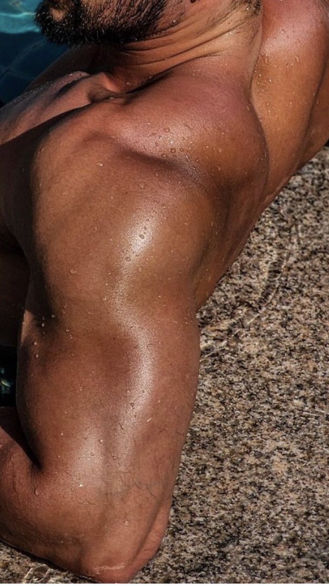 Muscle man tweet media