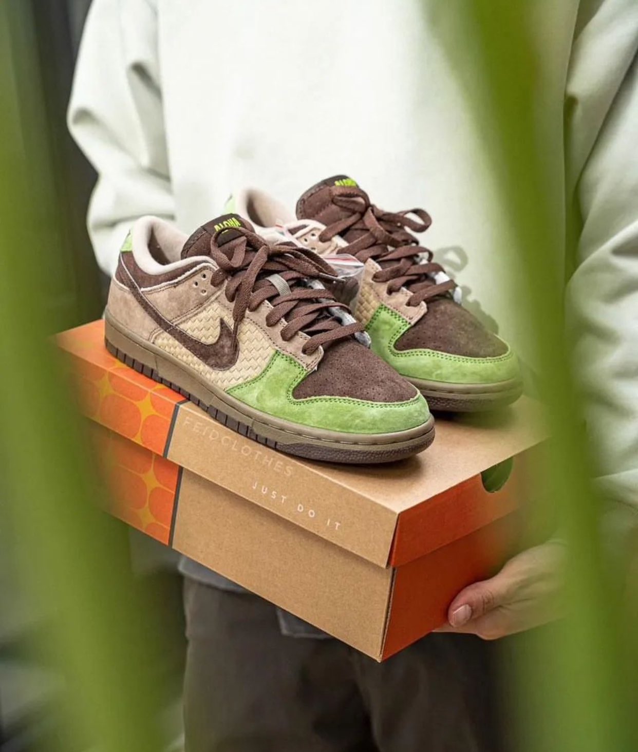 低価 NIKE KicksHAWAII