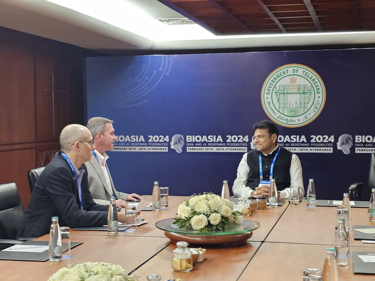 Exciting discussions at #BioAsia2024! On the sidelines of 21st edition of BioAsia in Hyderabad, Minister Sri D. Sridhar Babu met leadership team of Modernizing Medicine @modmed today. Hon'ble Minister highlighted #Telangana's thriving lifesciences ecosystem and stated that it…