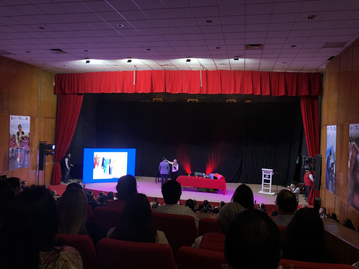 jm_aldez's tweet photo. #VoyAlLado de la Conferencia de las Niñas y las Mujeres en la Ciencia #NuevoGobiernoNuevasIdeas https://t.co/Gk2FeMtKEf