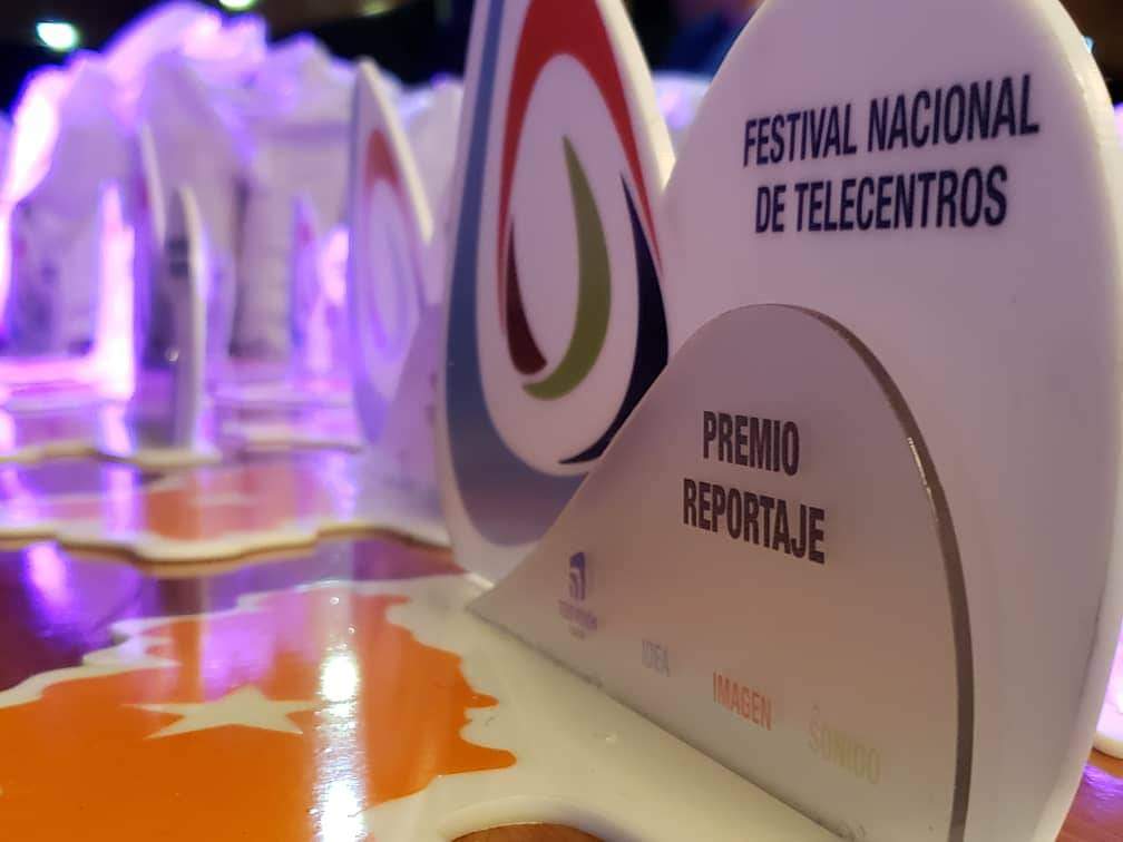 #LasTunasXMásVictorias 
Especial felicitación llegue al colectivo de Tunasvisión por los resultados alcanzados en el XX Festival de Telecentros, al ser acreedores de la condición de más destacados y de la sede de la XXI edición de este importante evento. El pueblo les reconoce.