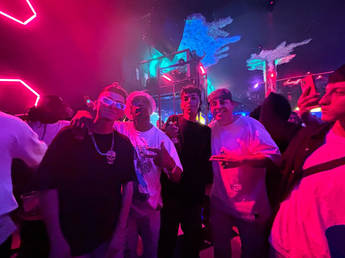 _PinFlow's tweet image. #morena en #bogotá