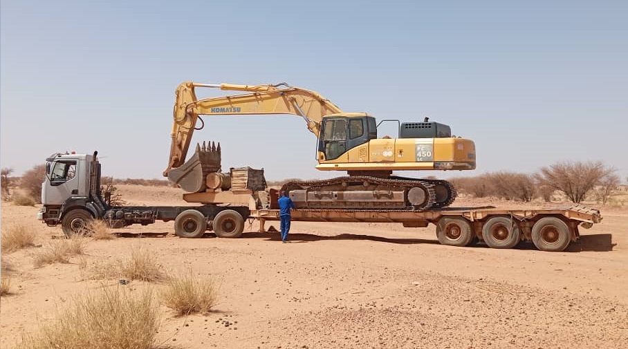 enrg_elements's tweet photo. Equipment now on site in preparation for the trenching program at our Agadez Uranium Project!
#Niger #uranium #cleanenergy https://t.co/xXVpwhGxoH