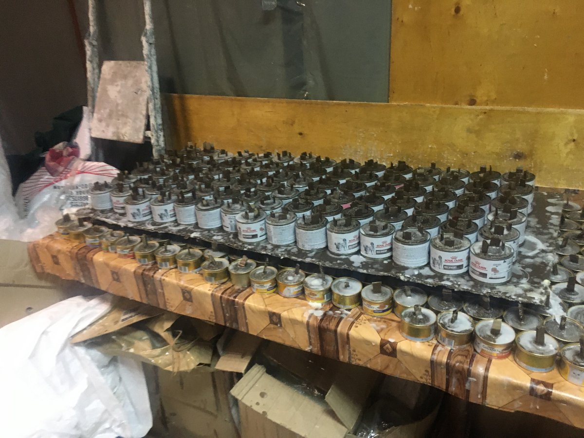 coastoflife_od's tweet photo. #DailyCandles
Today our volunteers have poured #TrenchCandles using 2⃣0⃣5⃣ of flammable mass!

#UkraineWar #UkraineWillWin #Ukrainekrieg #candles #volunteers #NAFOfellas #NAFOworks #NAFO #WINTER https://t.co/7PZsUaSfjP