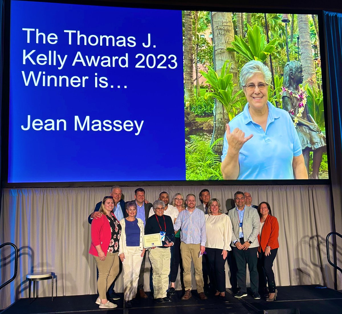 West Coast Mike tweet media