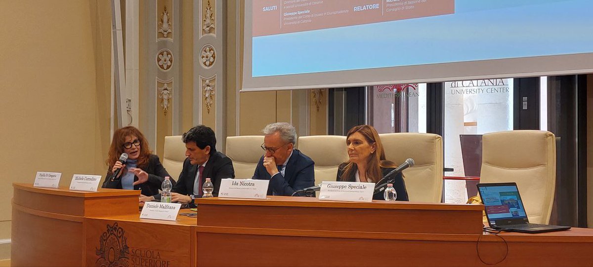 La Prof.ssa Pinella Di Gregorio <a href="/Pinella_PDG/">Pinella Di Gregorio</a>, Direttrice del <a href="/DspsUnict/">Dsps - UniCt</a> , interviene sui temi della relazione del Dott. Michele Corradino, Presidente di Sezione del #ConsiglioDiStato, ieri alla #SSC. Modera la Prof.ssa <a href="/IdaNicotra/">Ida Nicotra</a> #LexUniCT
