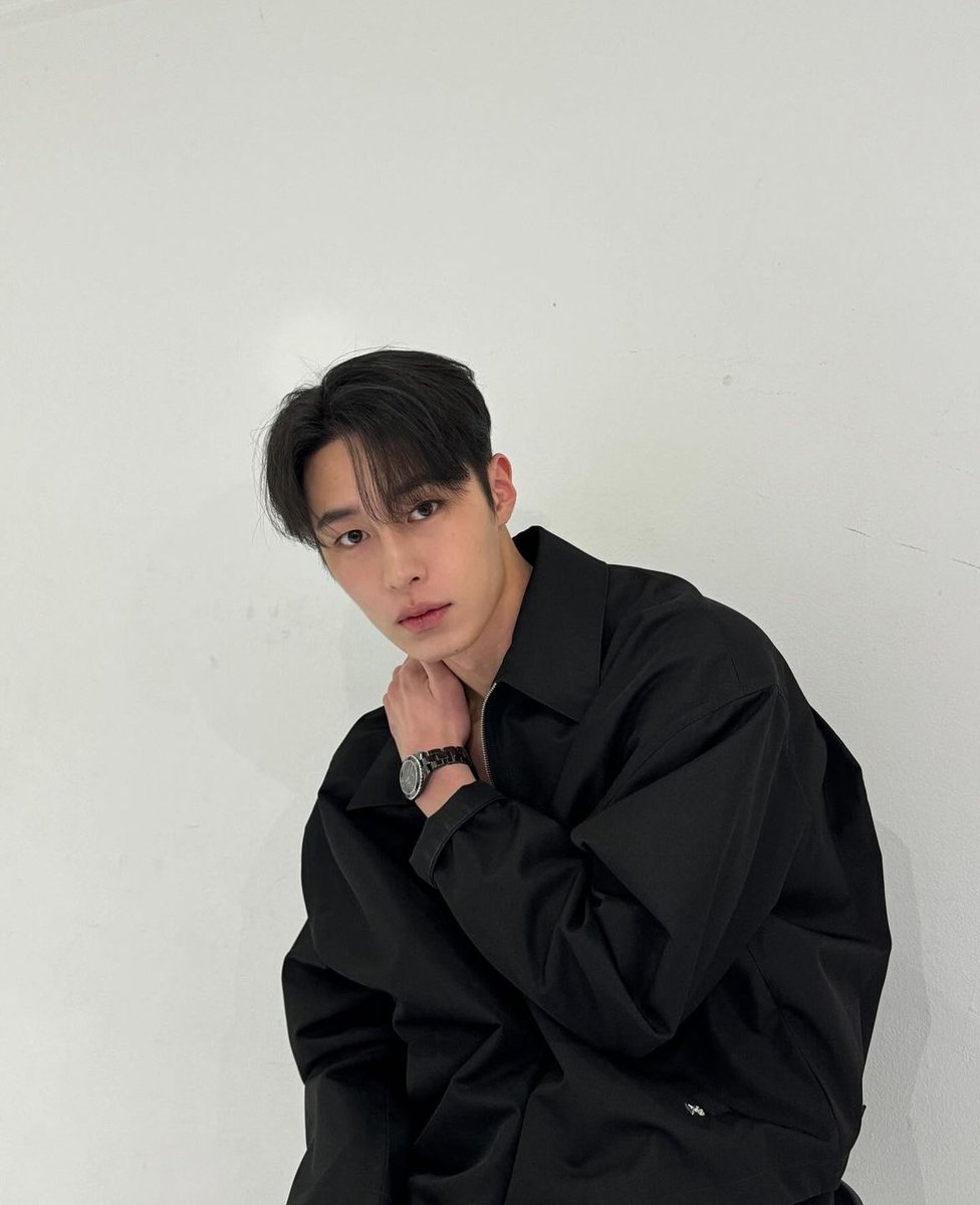 bysnowball's tweet photo. เกิดปี98 สูง187 น่ารักขี้เล่นเทคแคร์เก่ง🥺 https://t.co/0Clc2PLOUp