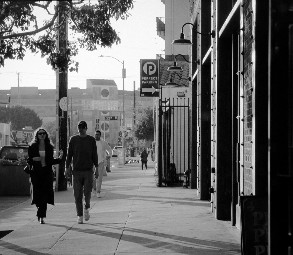 sentient_eclair's tweet photo. Scenes from L.A
.
.
.
.
#photography #filmphotography #35mmfilm https://t.co/NXOtw3BCRX