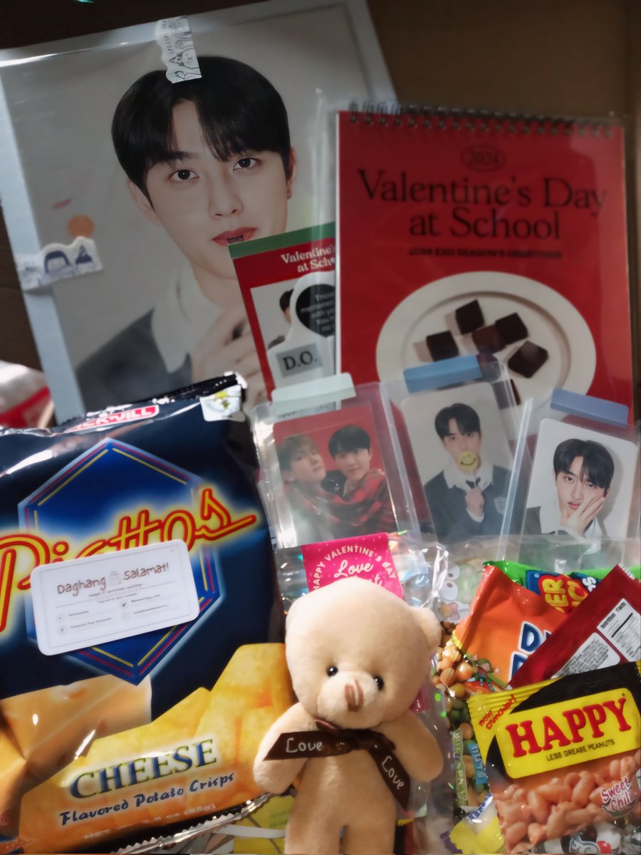 exopersmol's tweet photo. kyungsoo sg came home todayy!! 🩷

thank you miss kim, always so generous sa freebies (mas marami pa sa biniling item 😭) 
#frmisskim @kimberlyyy_mae https://t.co/udWYiedKZE