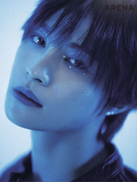 flow___ery's tweet image. WayV Yangyang included Taemin's "I'm Crying" in his top 5 songs
"The moment I heard this song, the lyrics, 'I couldn't be your umbrella' deeply resonated with me.  I love this song so much that I often sing it during vocal practice." 

This is the only Korean song on his list🥲❤️