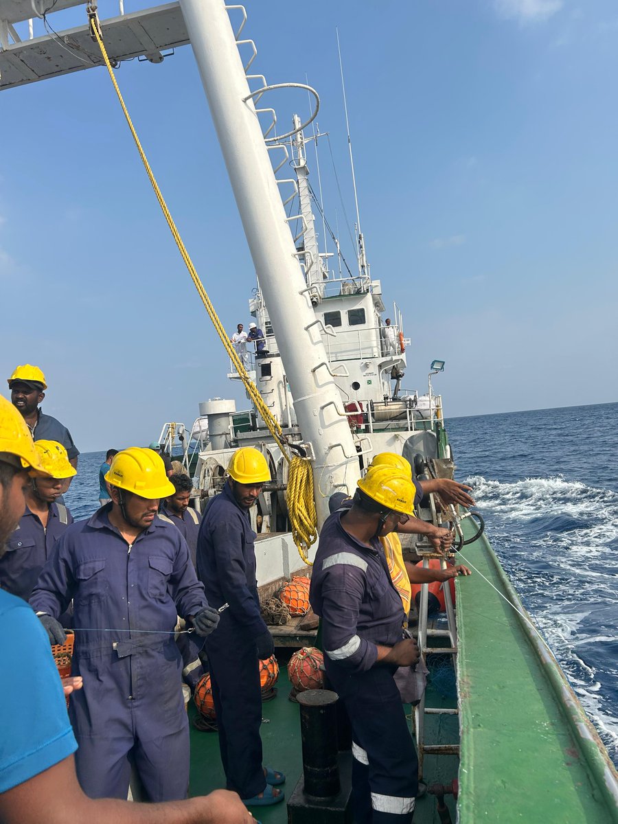 CifnetH's tweet photo. Training on "Monofilament Longline & Tuna Handling" onboard Vessel MV Prashikshini was given to fishermen of Kadmat island UTLD on 26.02.2024.
#FisheriesGoI #PRupala #Murugan_MoS #JSFisheries #drsanjeevbalyan #drabhilakshliki #neetukumari #pibindia #PMOIndia #mpeda #netfish https://t.co/nHRxR3U8l2