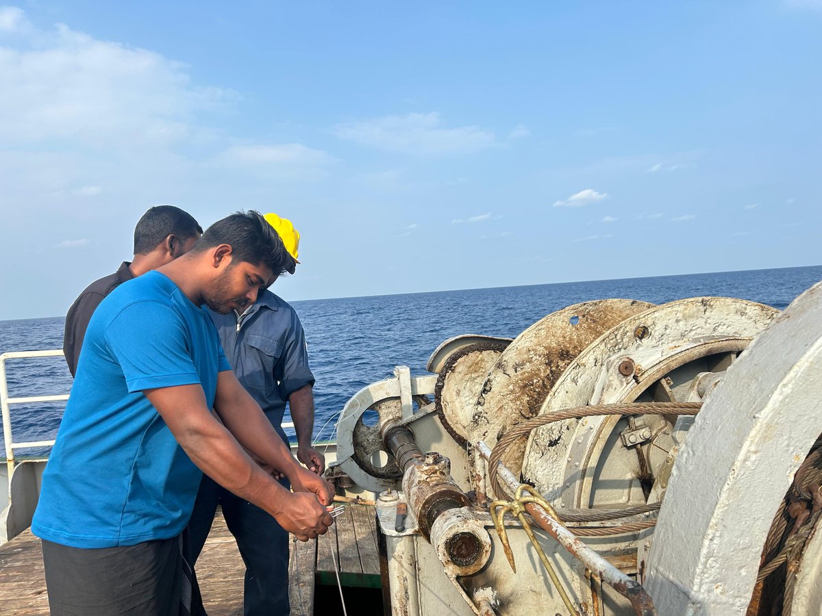 CifnetH's tweet photo. Training on "Monofilament Longline & Tuna Handling" onboard Vessel MV Prashikshini was given to fishermen of Kadmat island UTLD on 26.02.2024.
#FisheriesGoI #PRupala #Murugan_MoS #JSFisheries #drsanjeevbalyan #drabhilakshliki #neetukumari #pibindia #PMOIndia #mpeda #netfish https://t.co/nHRxR3U8l2
