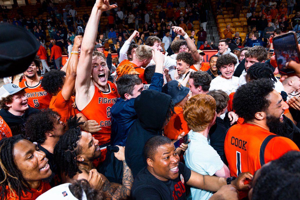 GoCamelsMBB tweet picture