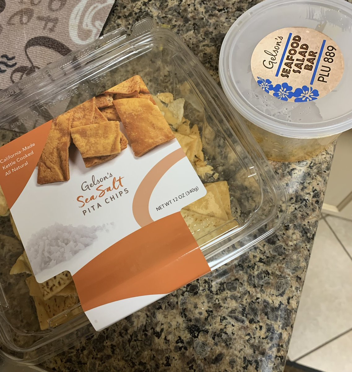 jt_omalley's tweet image. Uncool @gelsonsmarkets! We live within walking distance of one of your stores, but EVERY Gelson’s branded product is packaged in wasteful #plastic! #Getwiththeprogram! Start using ecological packaging or we will have to defect to @wholefoods 
#stopusingplastic #microplastic