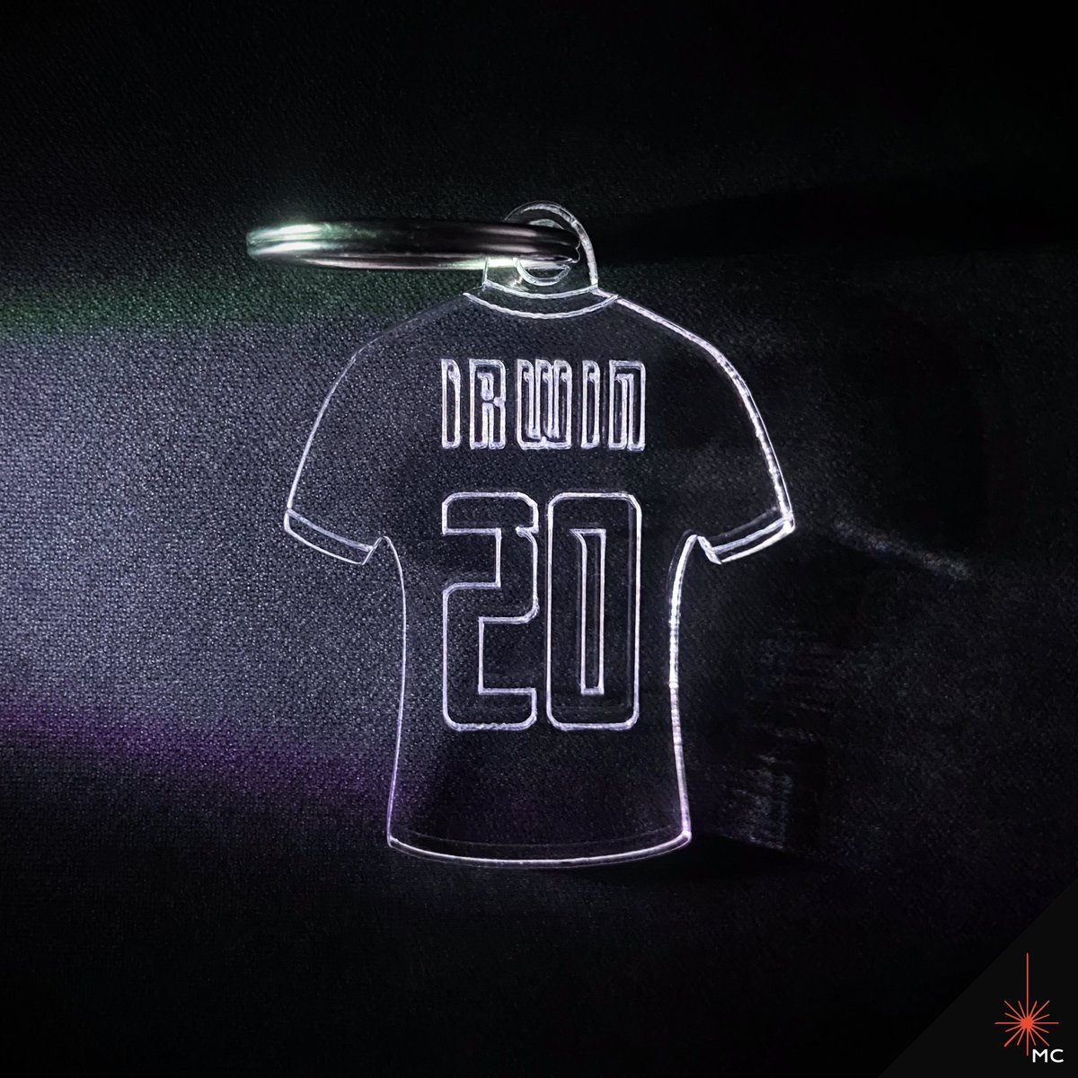 MozemoCraft's tweet photo. Custom ‘Irwin #20’ Rugby League Football Jersey Keychain 🏉🔗, made for our satisfied customer, to be the perfect gift for her receiver who follows the sport of Rugby. 🏃❤️‍🔥 Thank you to Bree! 🙌
SHOP NOW ➡️: https://t.co/MMP2X9oJCV

#rugbyleague #nrlfinal #nrl #nba #afl #keychain https://t.co/w5yptrpQpj