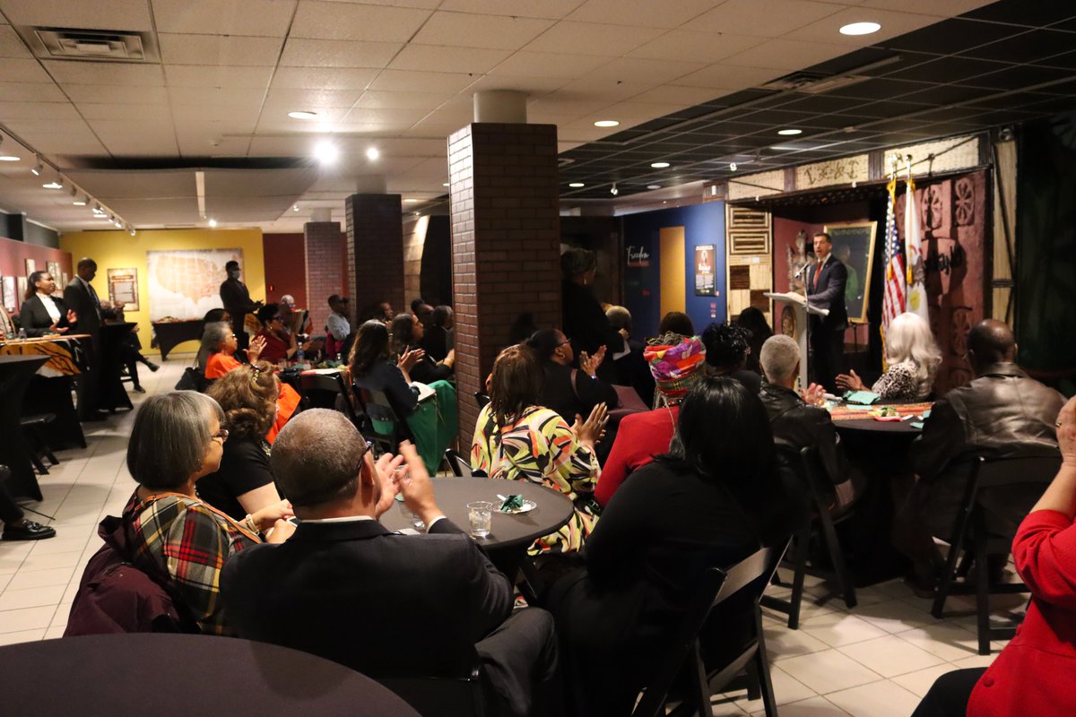 Thank you to everyone who joined us celebrate our inaugural #BlackHistoryMonth reception at the @DuSableMuseum! Special thanks to Nora Brooks Blakely for sharing her mother's powerful words, and to our gracious host for providing a beautiful venue in which to gather. #ILSOS