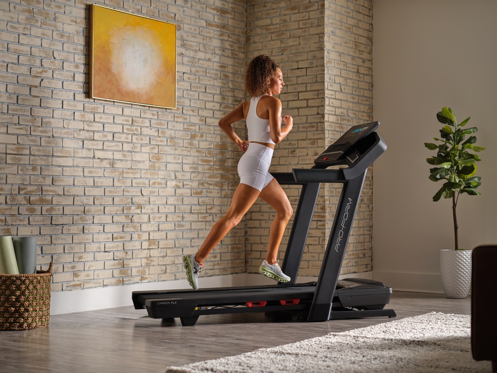 UKProform's tweet photo. Running with convenience, that's just what I need ✨️

https://t.co/m0JdOvBWMf 🔗

#ProForm #ProFormFitness #iFIT #treadmill #exercisebike #rower #elliptical #running #homegym #fitness #training #strength #workout #inclinetraining #womensfitness #womenshealth #menshealth https://t.co/Q7nKIGdcVu